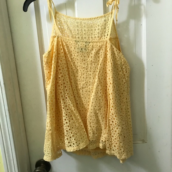 yellow tank - Picture 2 of 3